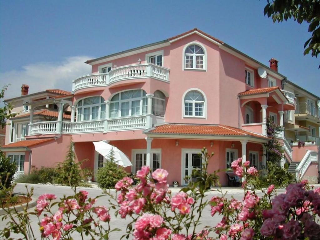 Hotel Villa Vera 2 Fazana Luaran gambar